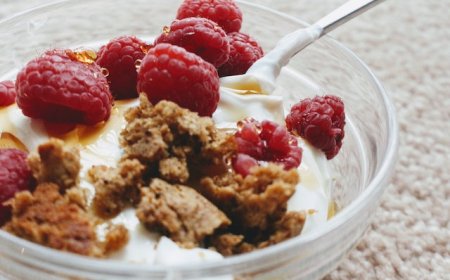 The Top Superfoods for Reducing Stress and Anxiety