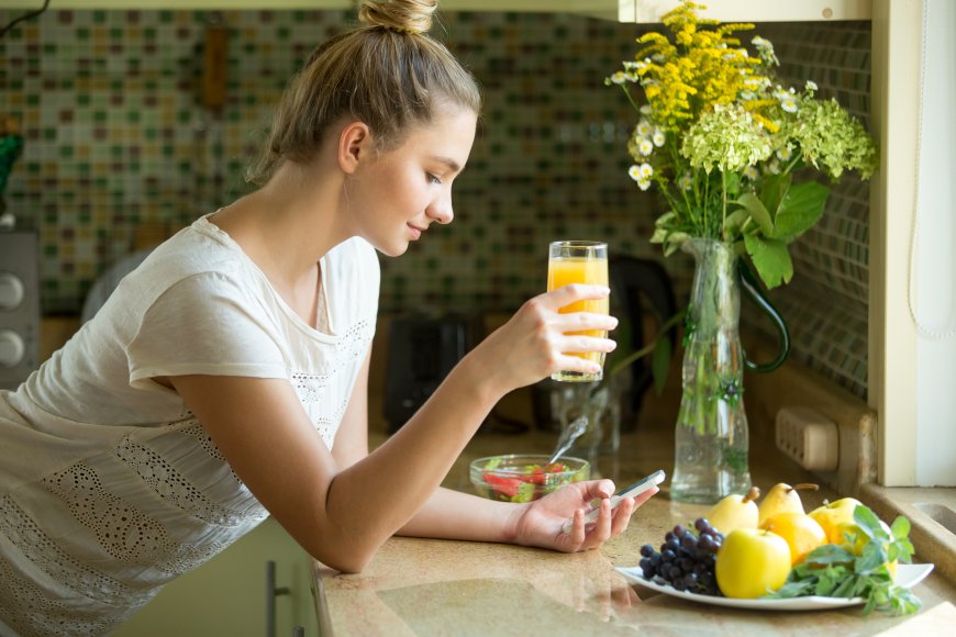 Stay Cool and Nourished: Healthy Smoothie Recipes for Summer