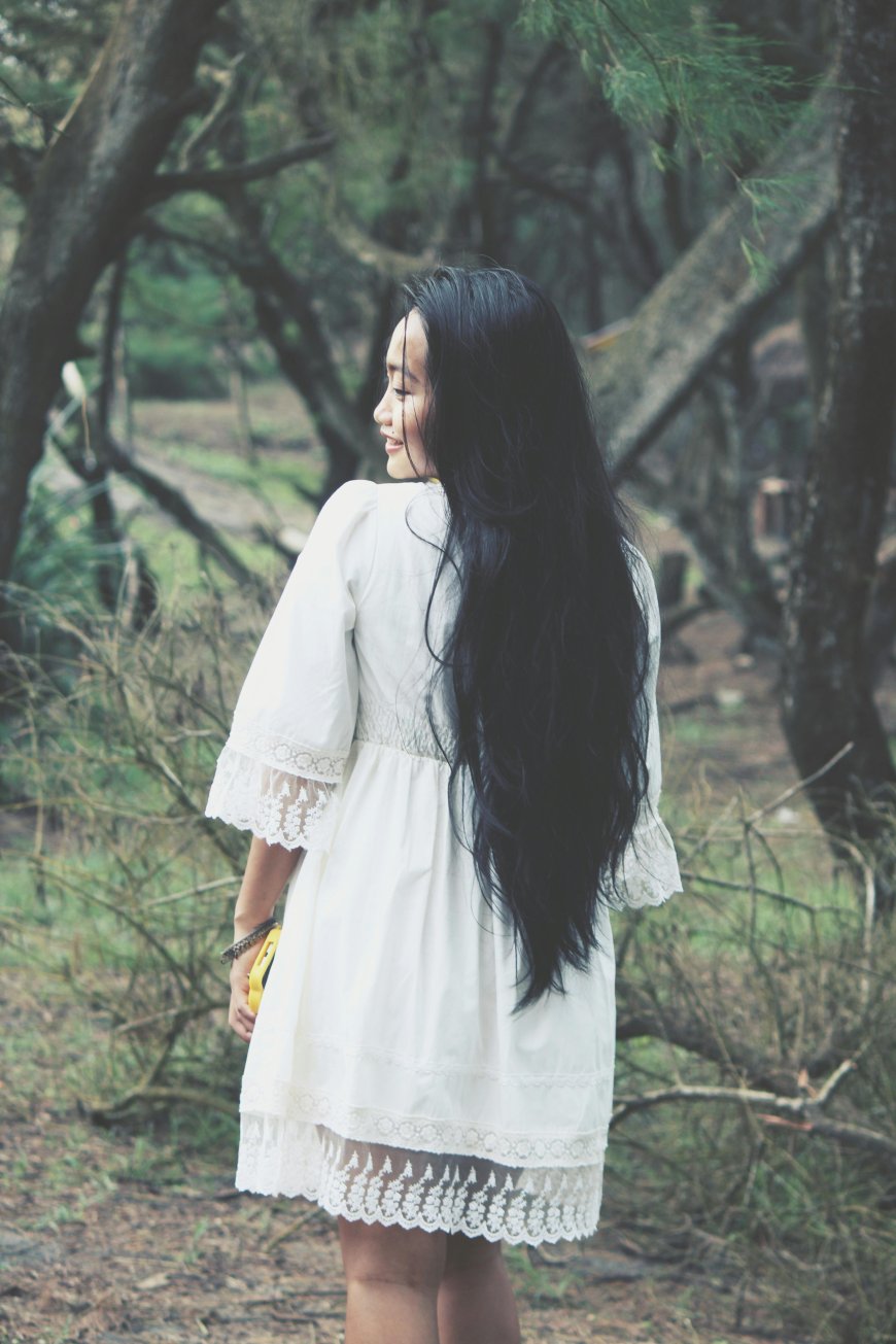 "Protecting Your Hair in the Monsoon: Solutions for Hair Fall and Damage"