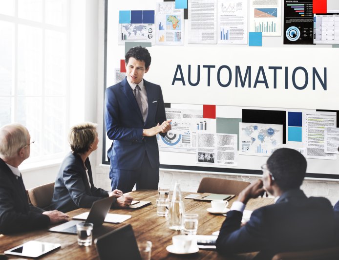Intelligent Process Automation: Combining RPA with AI for End-to-End Workflow Optimization