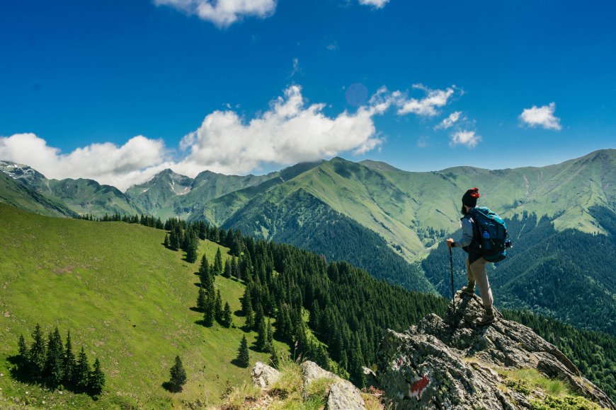 “Top Travel Destinations for 2025: Explore the World Sustainably