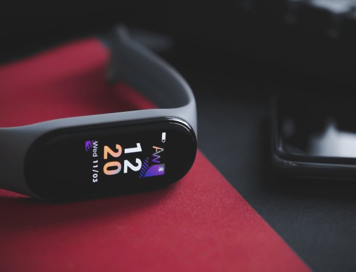 AI-Powered Wearables: Smart Devices That Care for Your Health